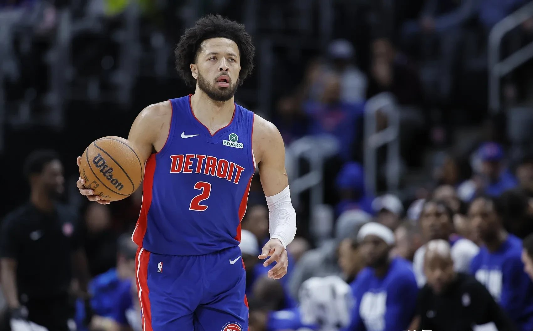 开云足球-关于里程碑夜！底特律活塞刷新队史纪录；CBA常规赛赛后刷纪录；更衣室稳定；数据趋势出现新变化的信息