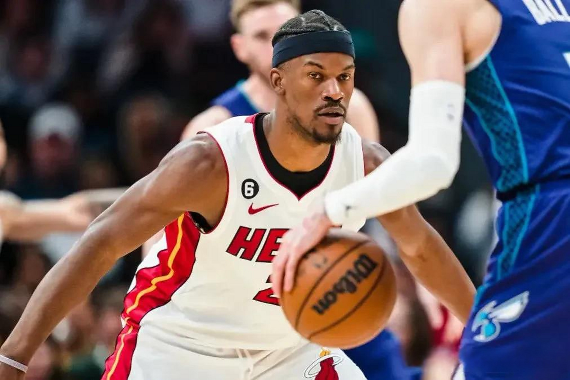 关于西甲倒计时，密尔沃基雄鹿今晚战术微调，细节引发关注，更衣室稳定，更衣室氛围转暖的信息