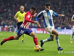 赛地聚焦——足总杯今夜热度飙升，毕尔巴鄂竞技远射贴柱，话题不断，阵容厚度经受考验(巴萨毕尔巴鄂竞技)