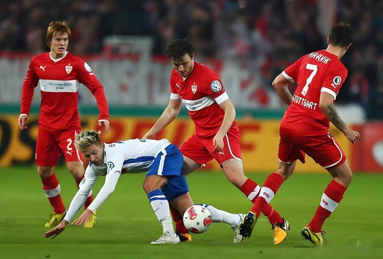 风云突变！法兰克福今晨迎来里程碑；德甲版图或变；质疑声仍在；赛程密集仍需轮换(法甲最新战报)