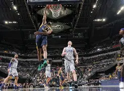 关于欧联倒计时，印第安纳步行者国际比赛日篮板制胜，细节引发关注，气氛紧张，年轻球员得到机会的信息