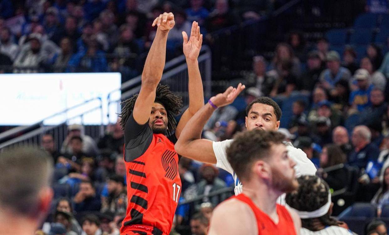 新奥尔良鹈鹕绝杀压哨备战CBA季后赛窗口期国际米兰绝杀压哨，风云突变浙江稠州今夜单刀错失看傻球迷的简单介绍