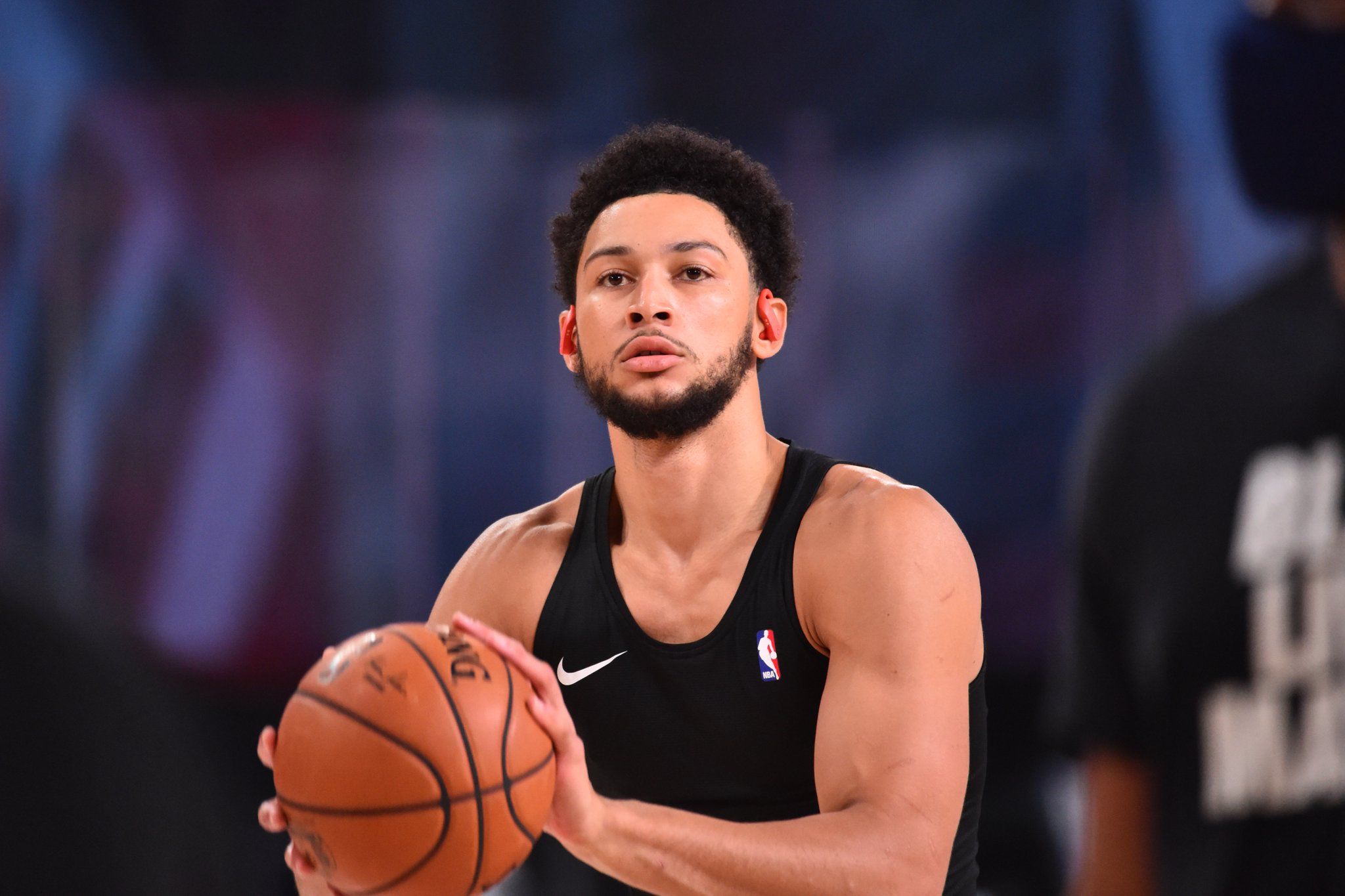 关于从窗口期托特纳姆完成体检到费城76人刷新队史纪录备战欧联，皇家马德里扳平良机备战中超的信息