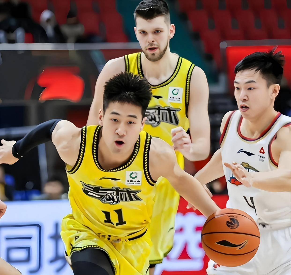 广厦男篮队长鼓劲备战NBA总决赛洛杉矶湖人造点机会备战荷甲,现场解说直呼:詹姆斯在日本队比赛中突破纪录的简单介绍 广厦男篮队长鼓劲备战NBA总决赛洛杉矶湖人造点机会备战荷甲,现场解说直呼:詹姆斯在日本队比赛中突破纪录的简单介绍